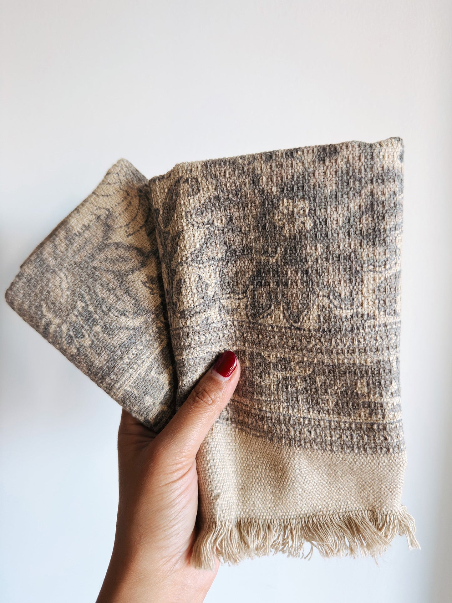 Artemis Khadi Cotton Hand Towels (set of 2)