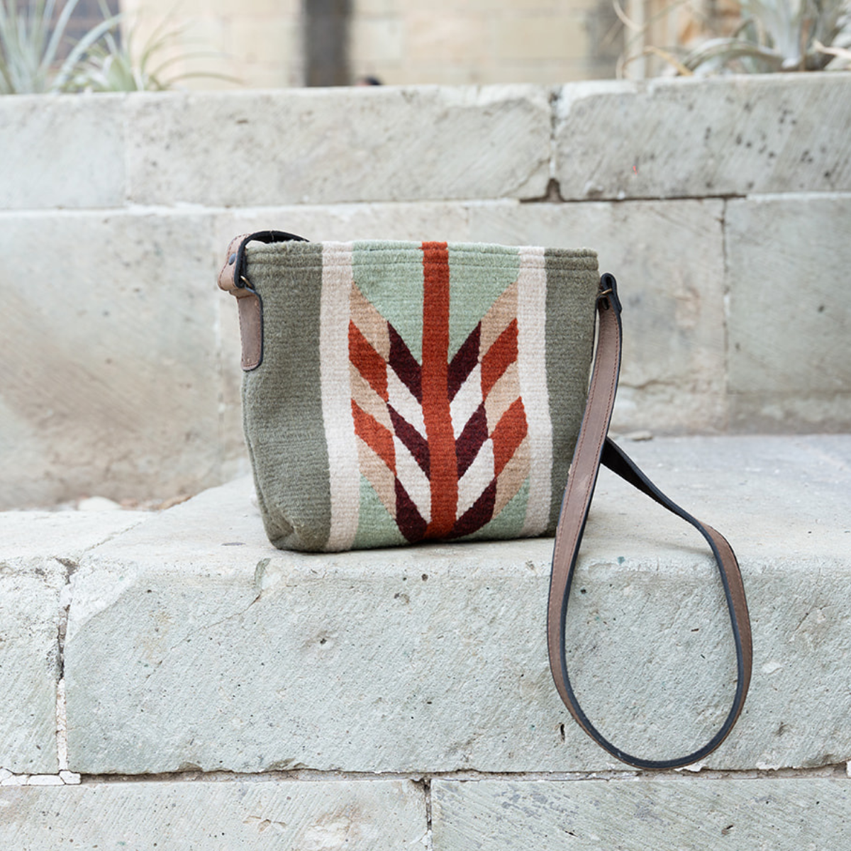 Tierra Verde Crossbody