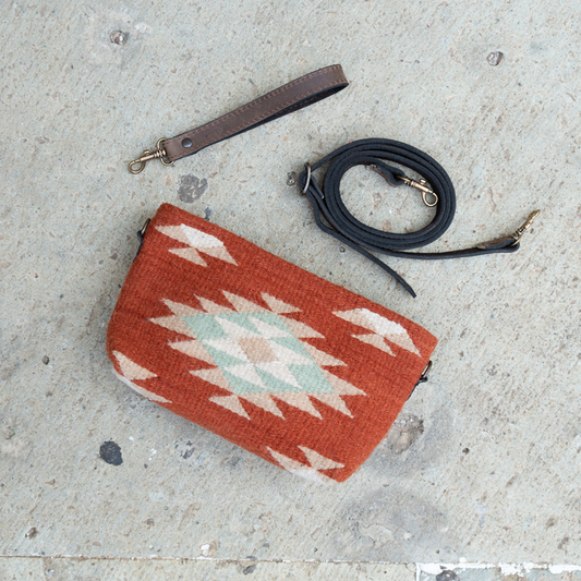 Tierra del Sol Convertible Clutch