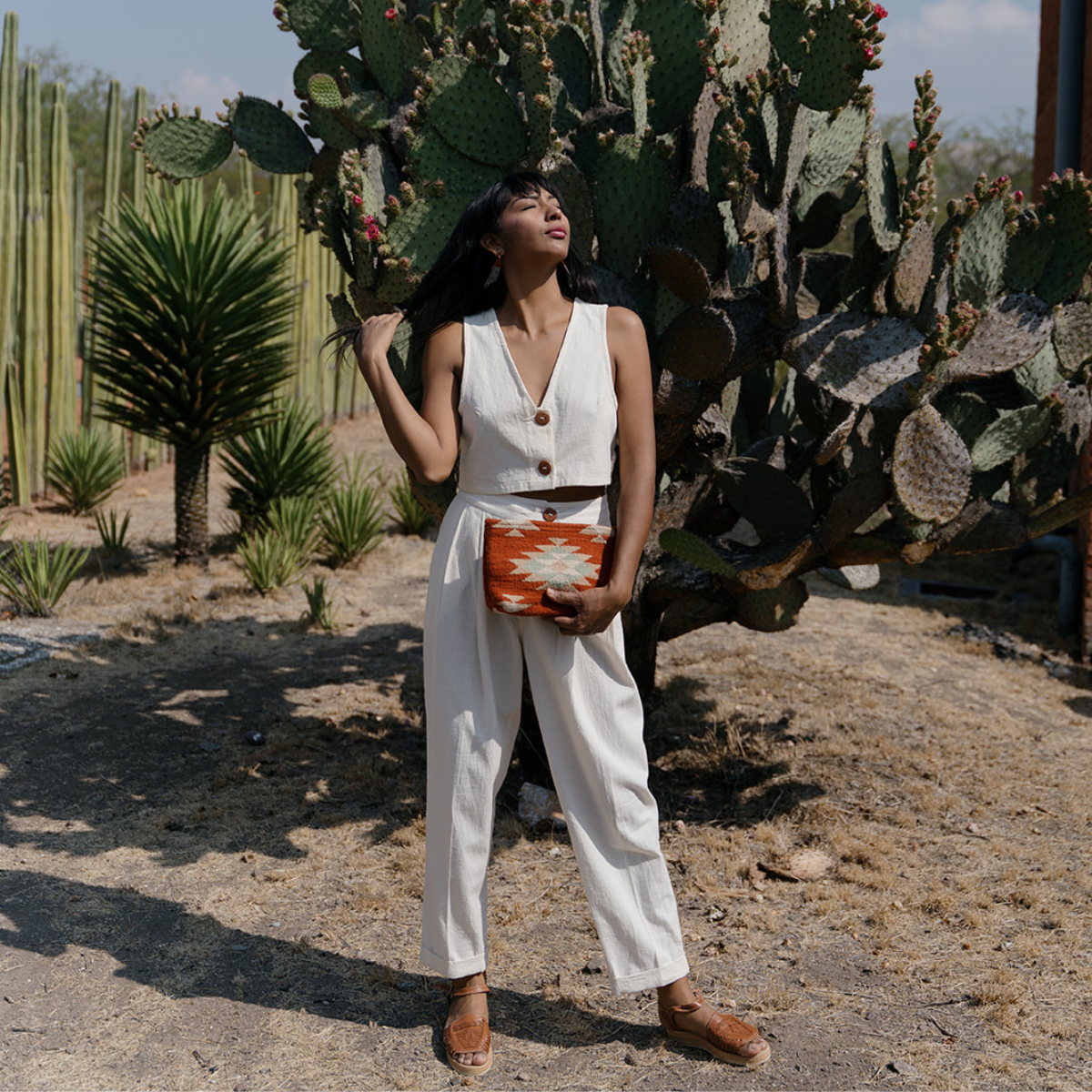 Tierra del Sol Pouch