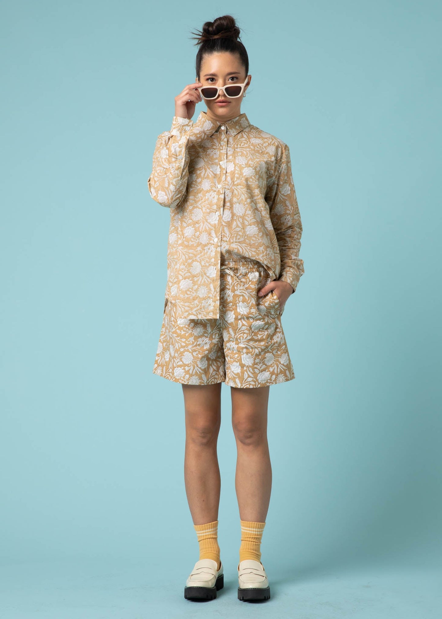 Good Boyfriend Shirt - Floral Escape Baked Clay & Olive Oil