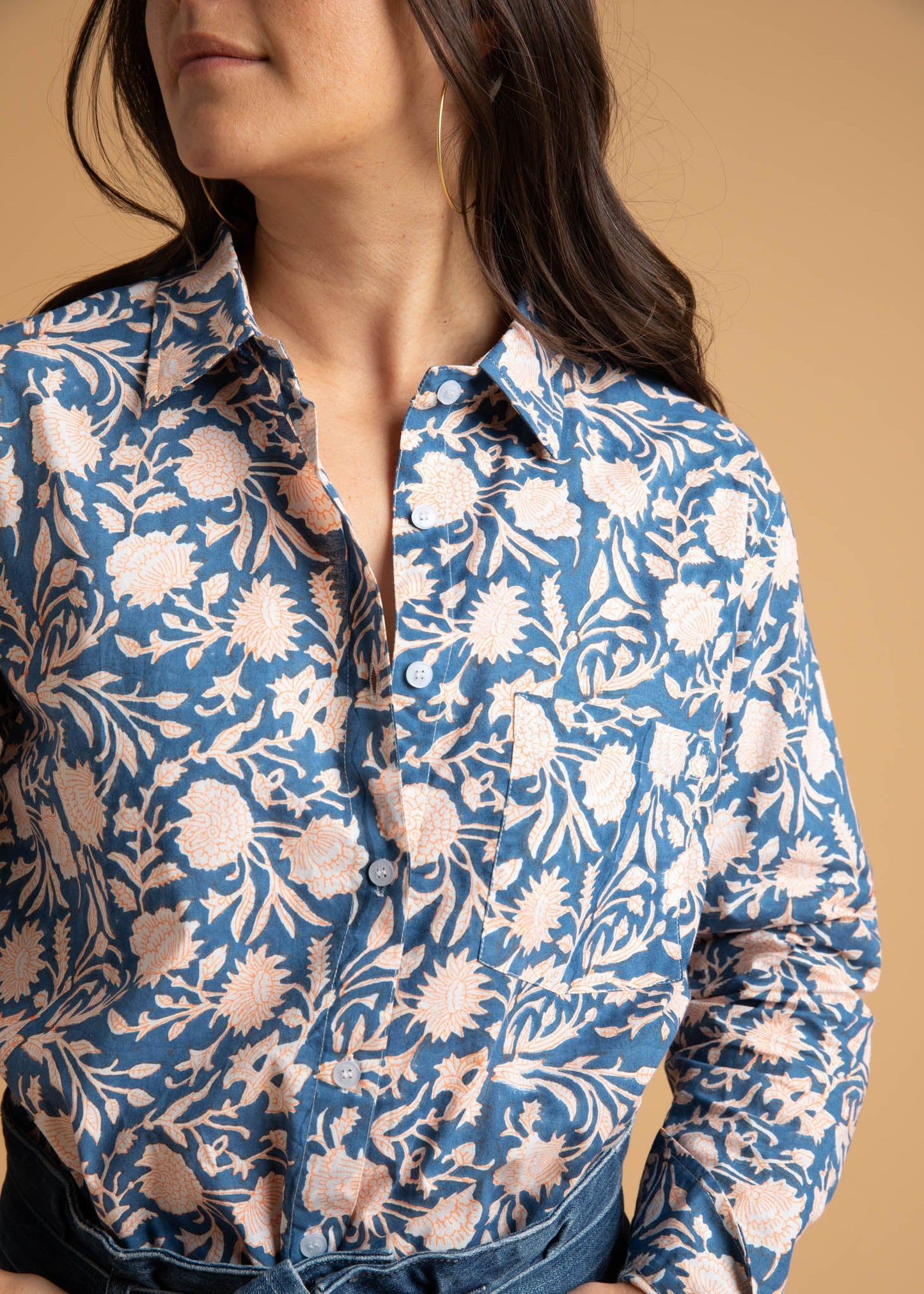 Good Boyfriend Shirt - Floral Escape True Navy & Neon Peach