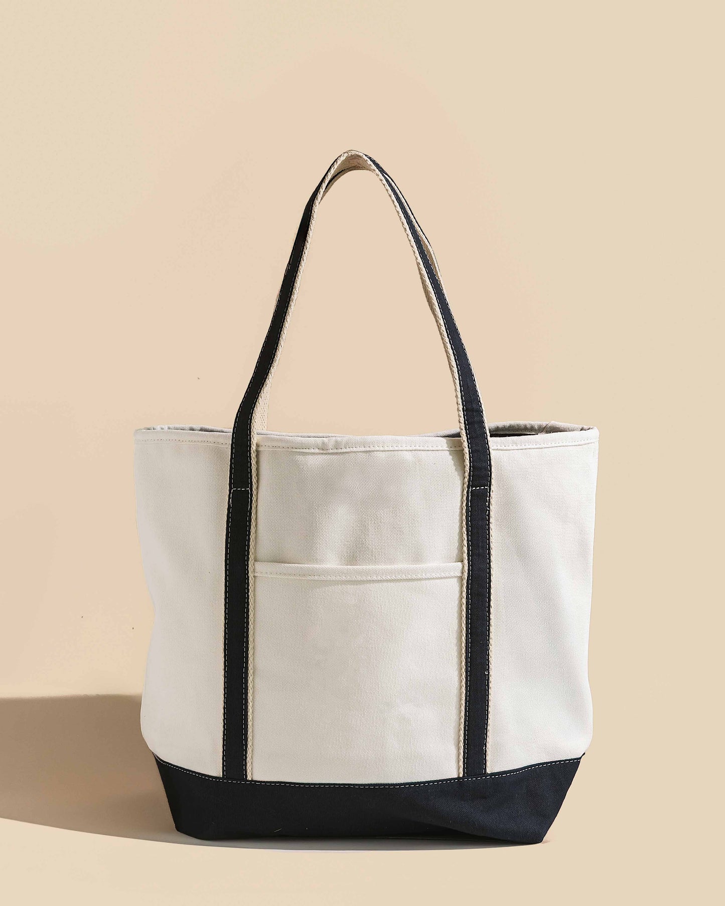 Bourne Beach Tote with Seaside Bag Charm