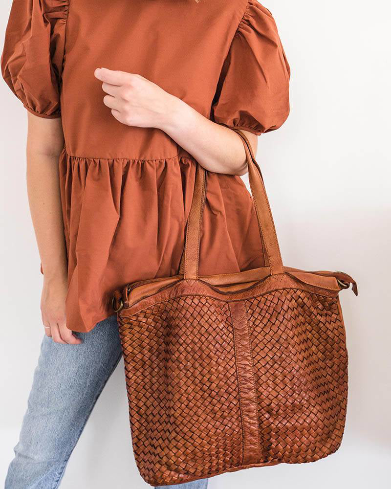 Leather Traveler Bag - Trades of Hope 