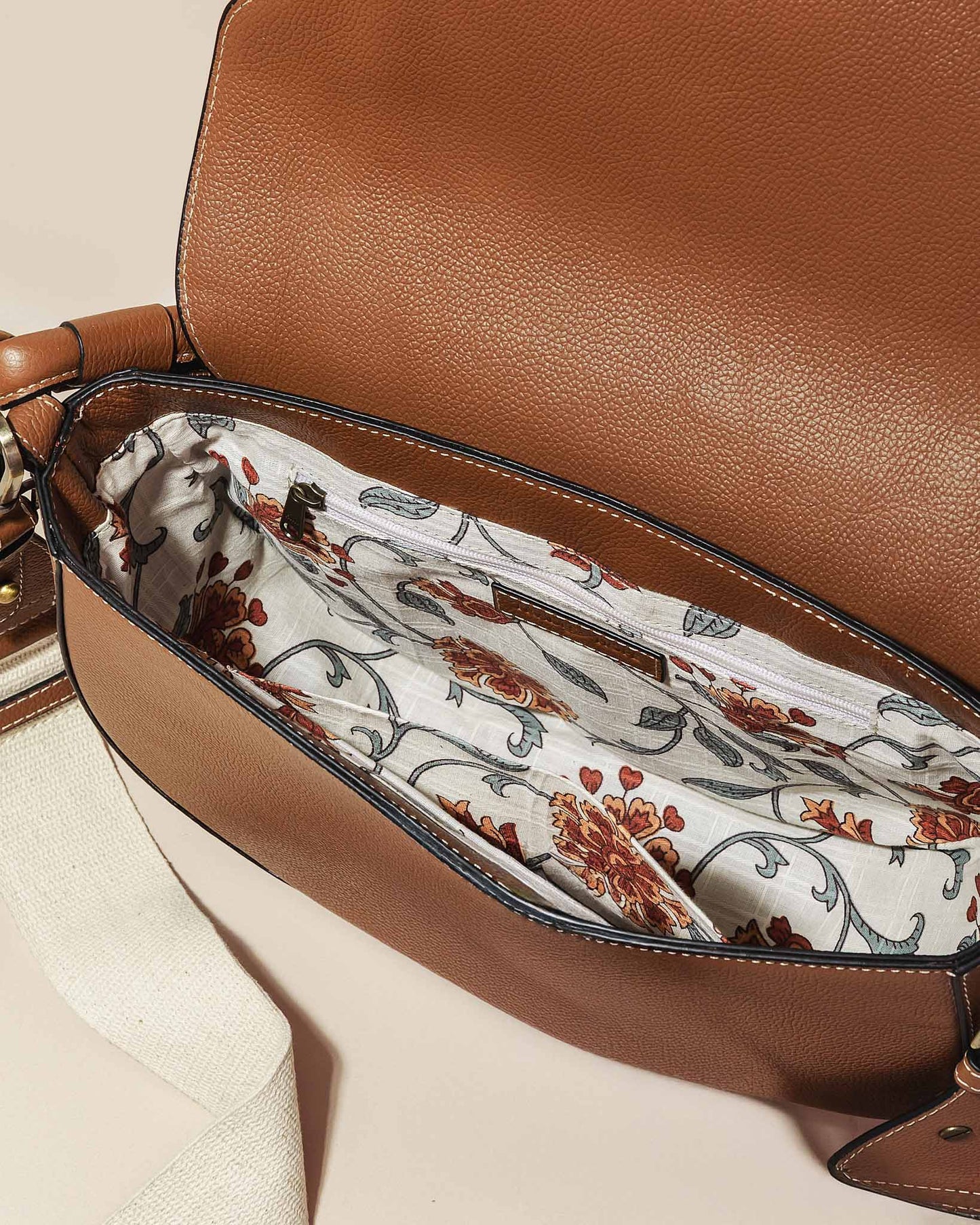 Verra Saddle Bag