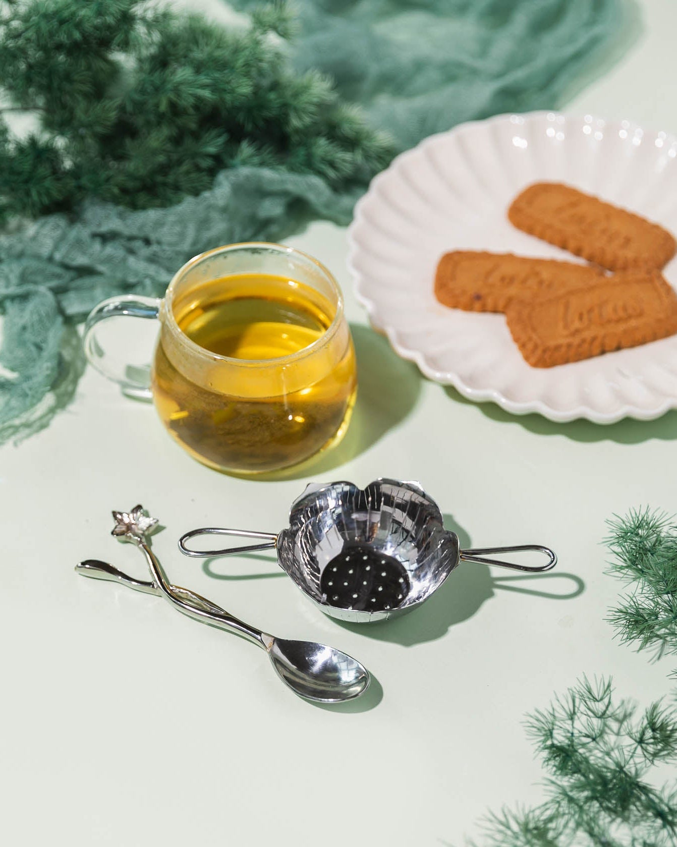 Blossom Tea Strainer Set