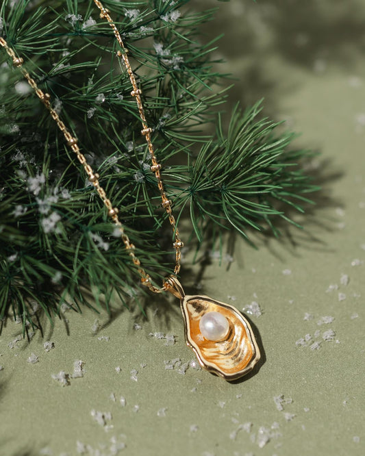 Oyster Necklace - Gold