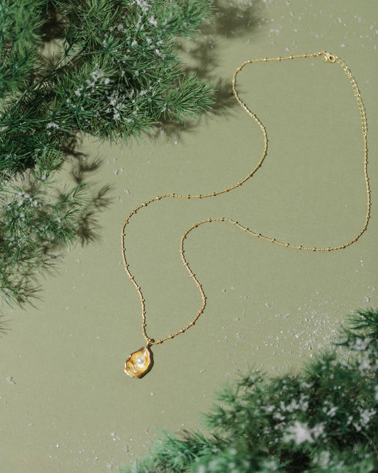 Oyster Necklace - Gold
