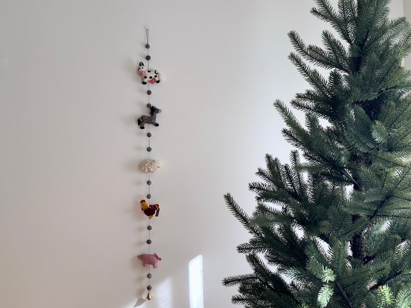 Felt Farml Animal Garland