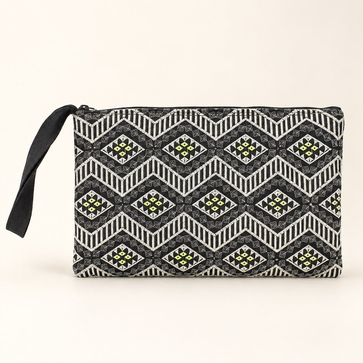 Lumily - Sarita Hmong Embroidered Wristlet - Thailand