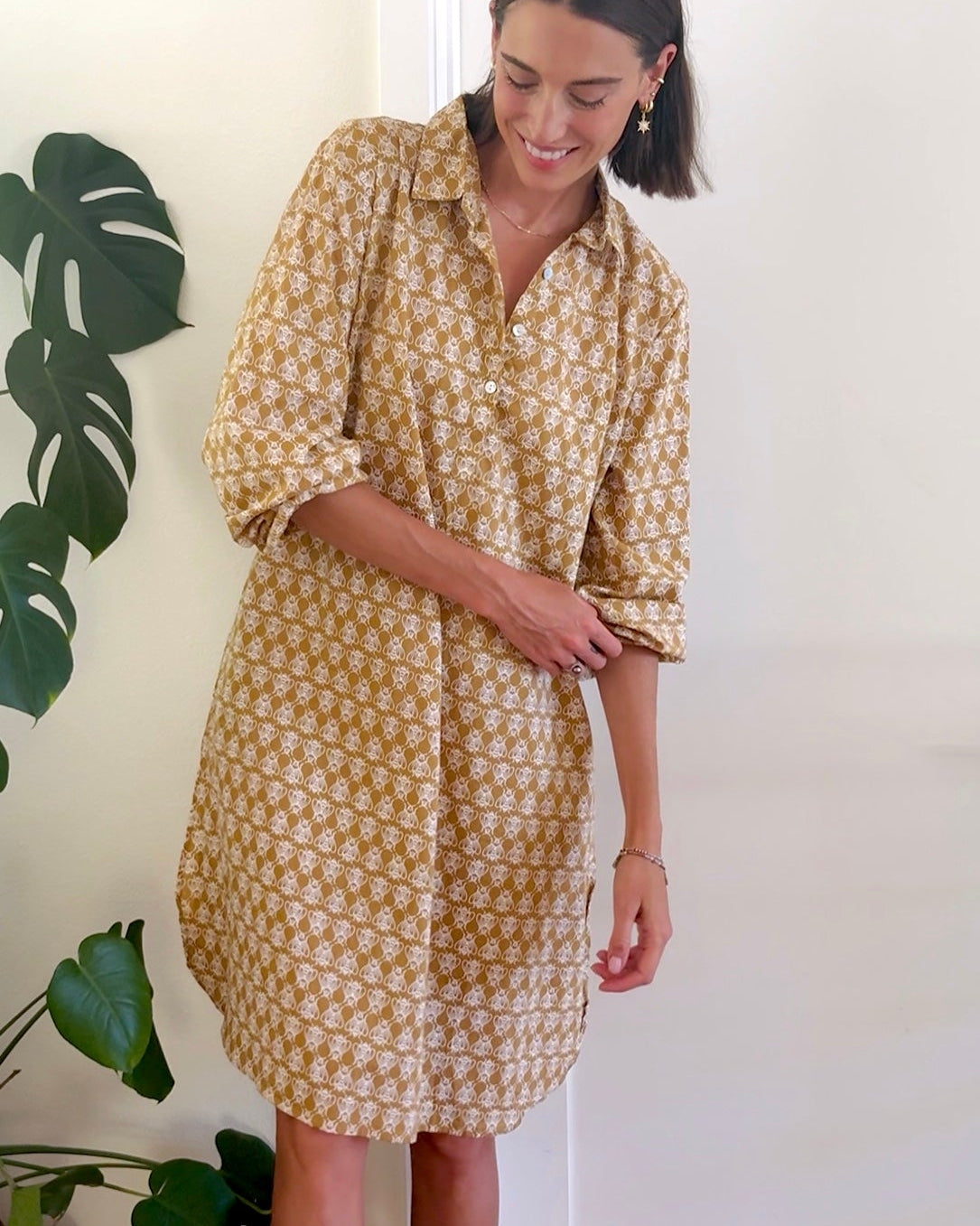 Good Boyfriend ShirtDress - Bee Happy Honeycomb