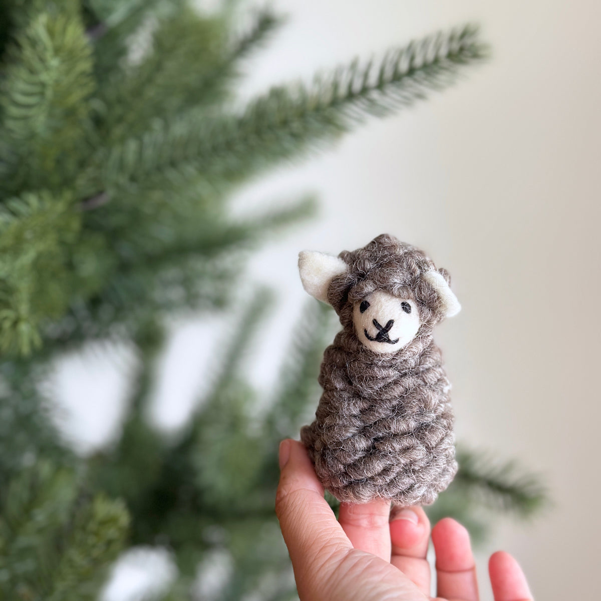 Sheep finger puppet
