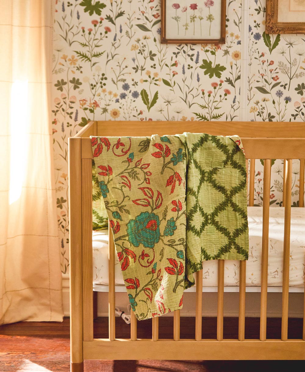 Small Kantha Quilt Throw - No. 240829