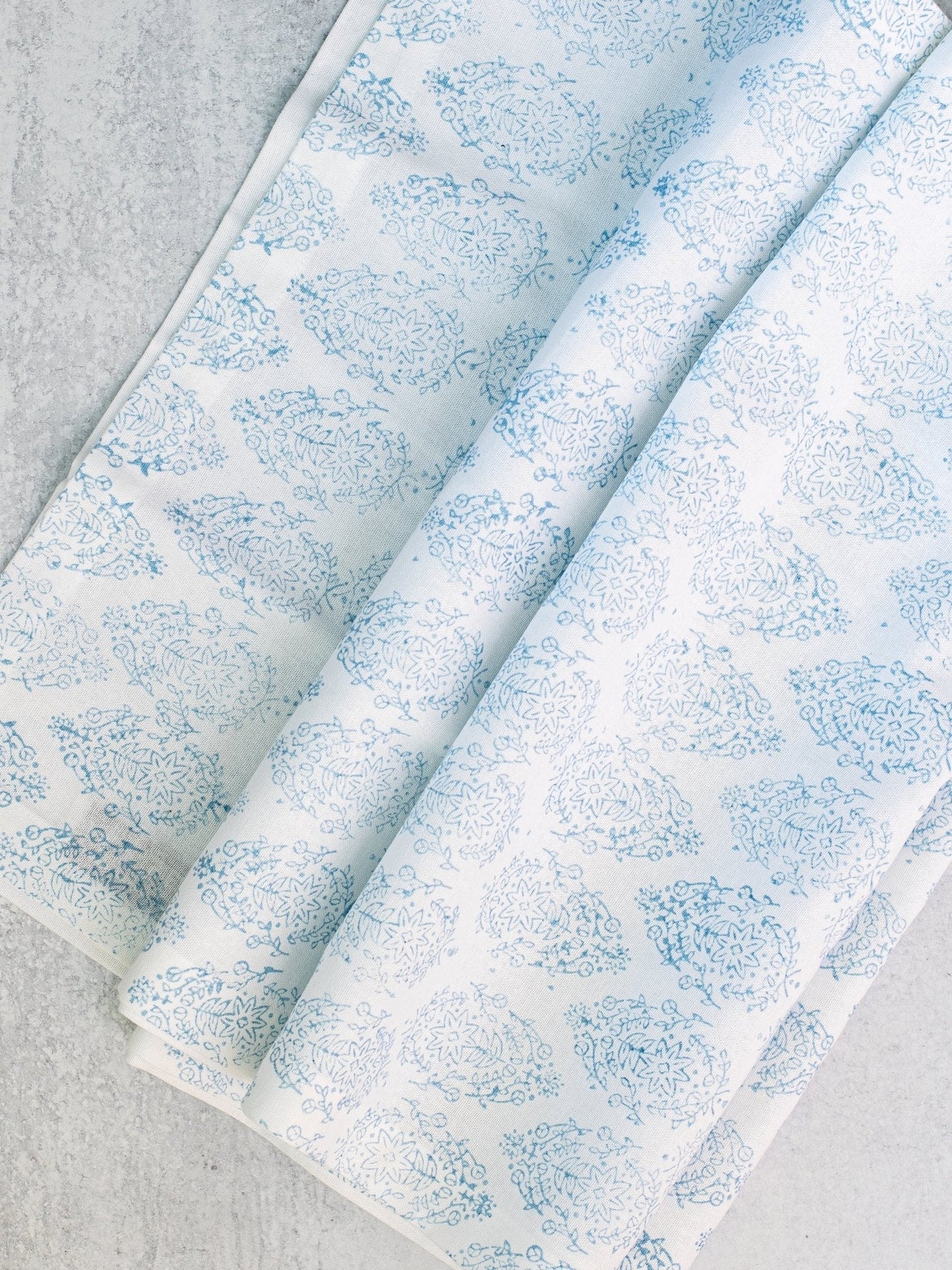 Table Runner - Vara, Uniform Blue